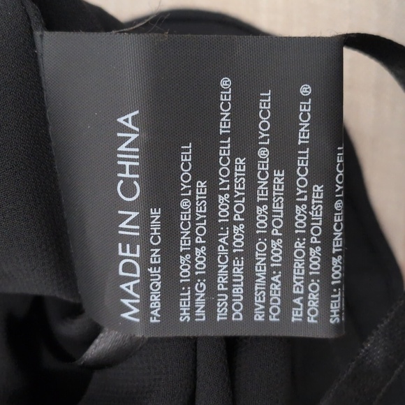 Club Monaco Black Crossover Sleeveless Blouse - Picture 4 of 7